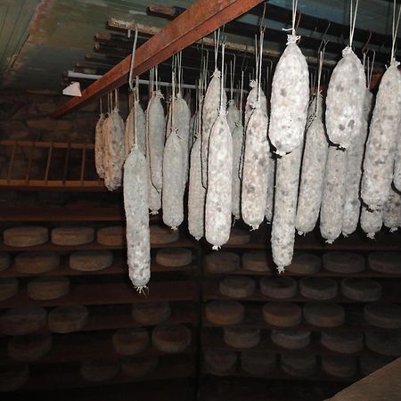斯特拉奥罗比卡农场酒店 Albosaggia 外观 照片